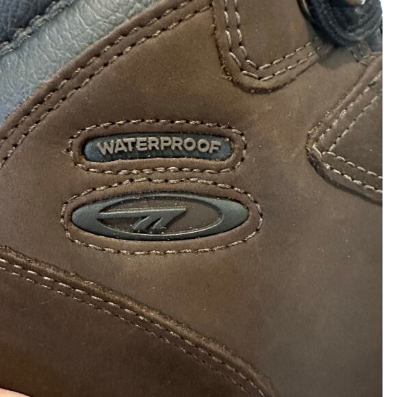 Hi-Tec Altitude IV Insulated Waterproof Hiking Boots Men’s 8.5 Brown Leather